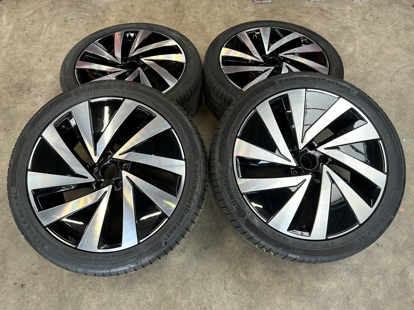 ✅ 20 inch originele velgen + zomerbanden VW Tiguan III