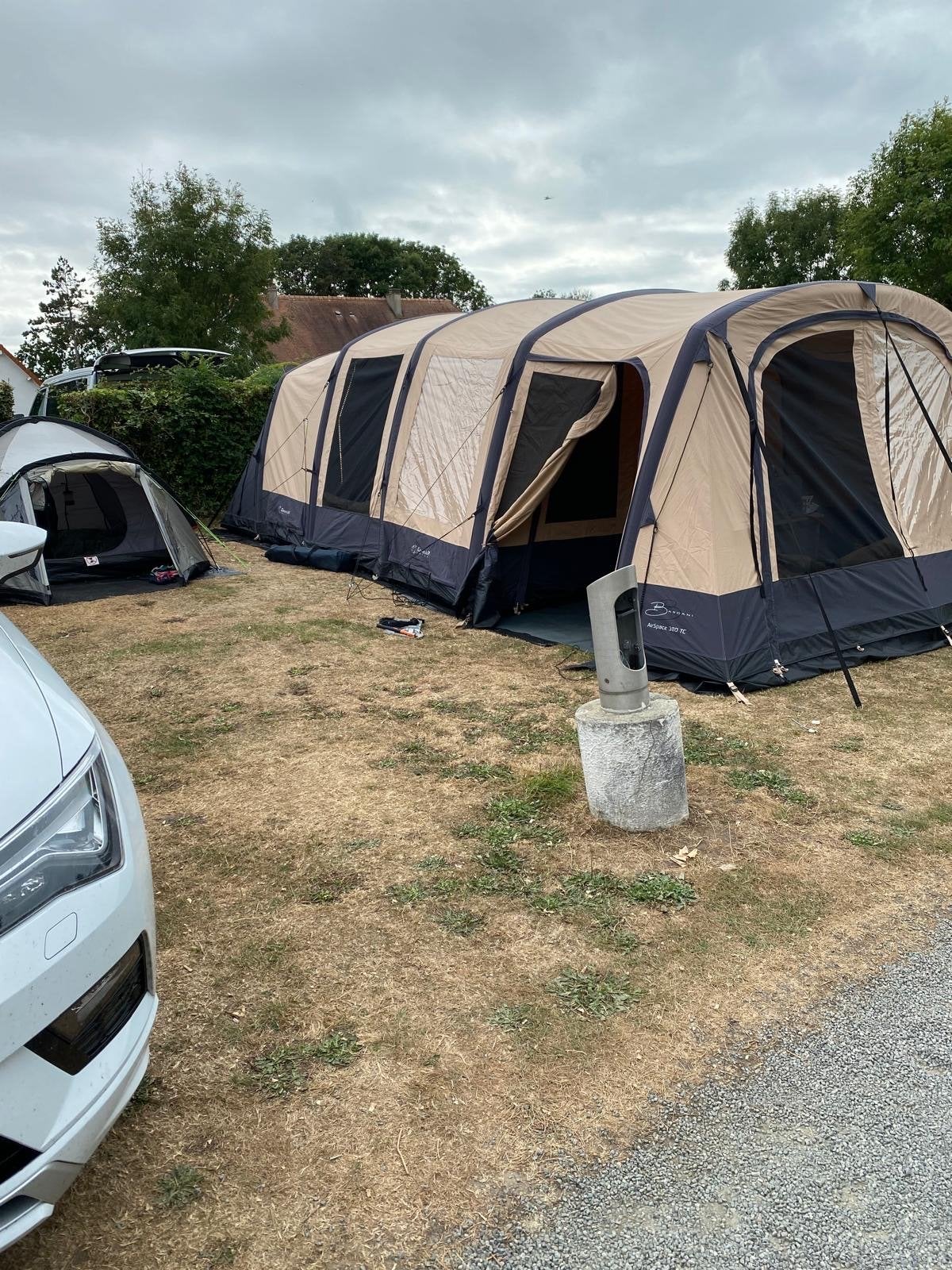 Grote opblaasbare familietent Bardani AirSpace 380 TC, Caravans en Kamperen, Ophalen, Gebruikt, Tot en met 4