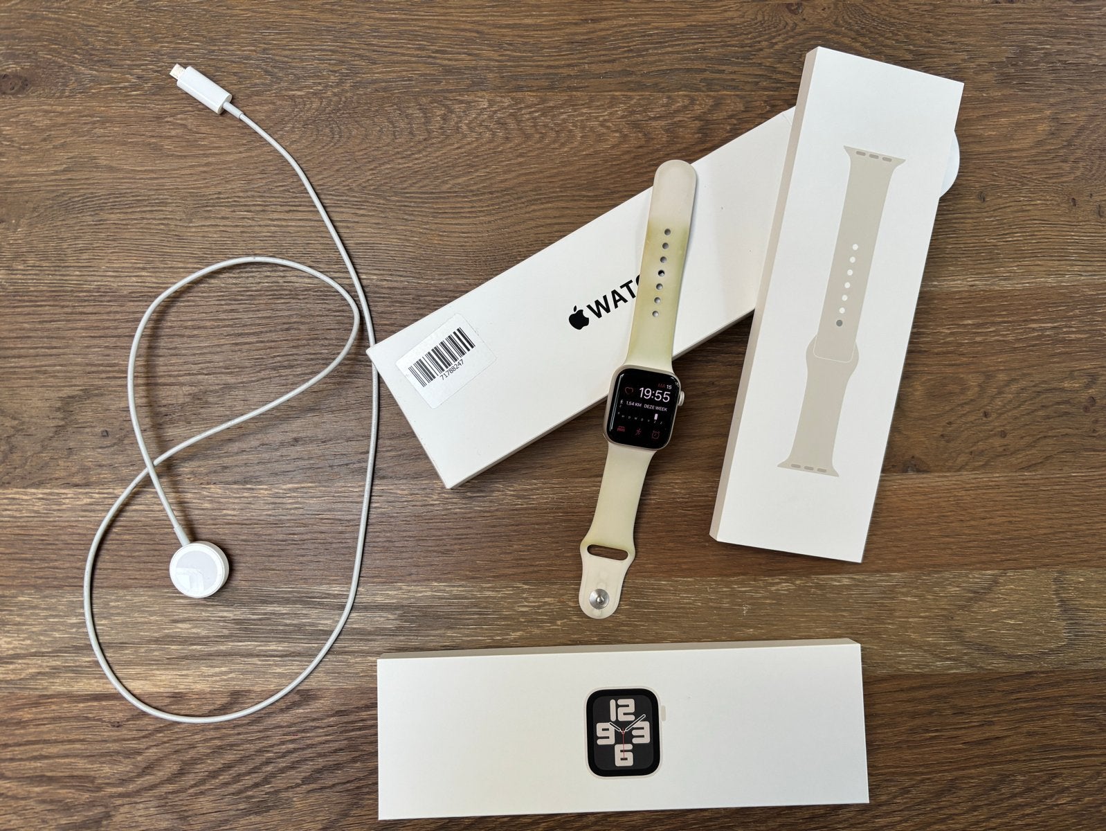 Apple watch SE starlight 40mm, Wit, Ophalen of Verzenden, Zo goed als nieuw, Waterdicht