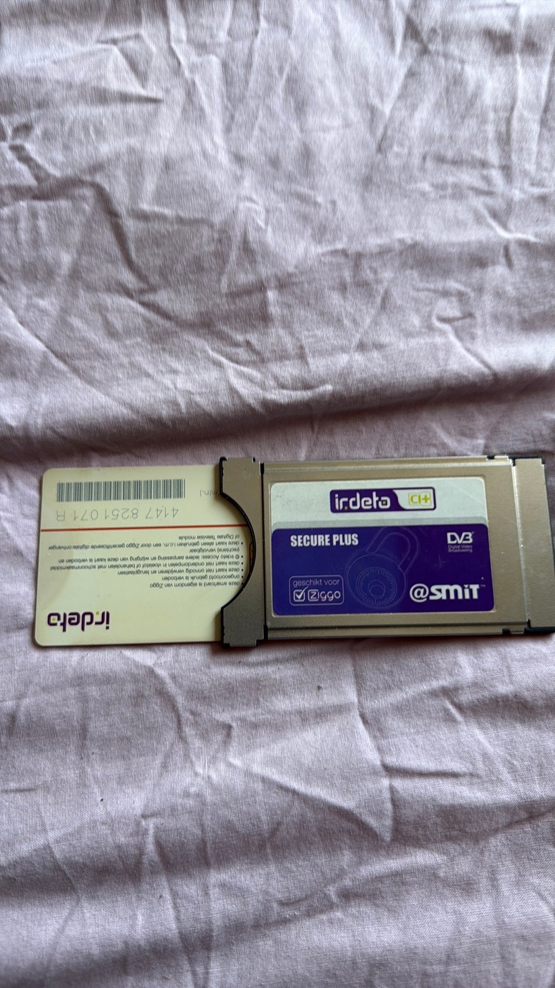 Irdeto CI+ Module met Ziggo Smartcard voor TV's, Ophalen of Verzenden, Gebruikt, Decoder