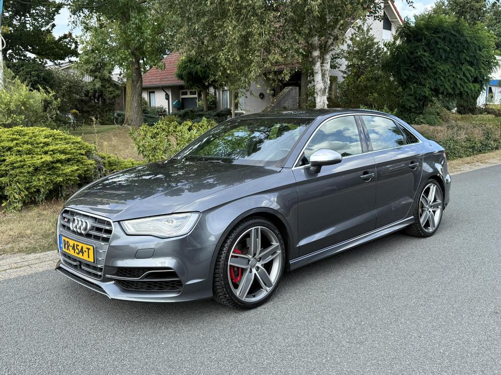 Audi S3 Limousine 2.0 TFSI quattro 300PK Automaat•Leder, Auto's, Audi, Bedrijf, Te koop, S3, 4x4, ABS, Adaptieve lichten, Adaptive Cruise Control