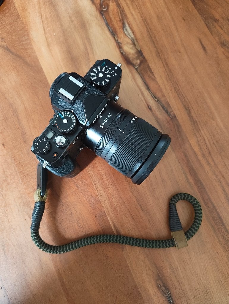 Nikon Z 24-70mm f/4.0 S - Zo goed als nieuw, Nikon Z-mount, Nikon, Ophalen of Verzenden, Zo goed als nieuw