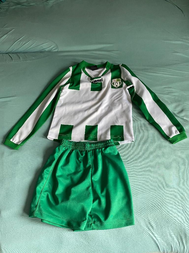 Voetbaltenue R.K.S.V. Groen wit maat 116, Gebruikt, Ophalen of Verzenden, Setje, Hummel