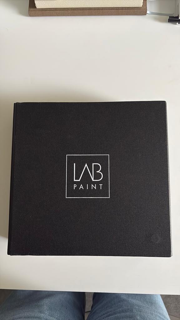 Lab Paint kleur stalenboek, Hobby en Vrije tijd, Schilderen, Ophalen of Verzenden, Gebruikt