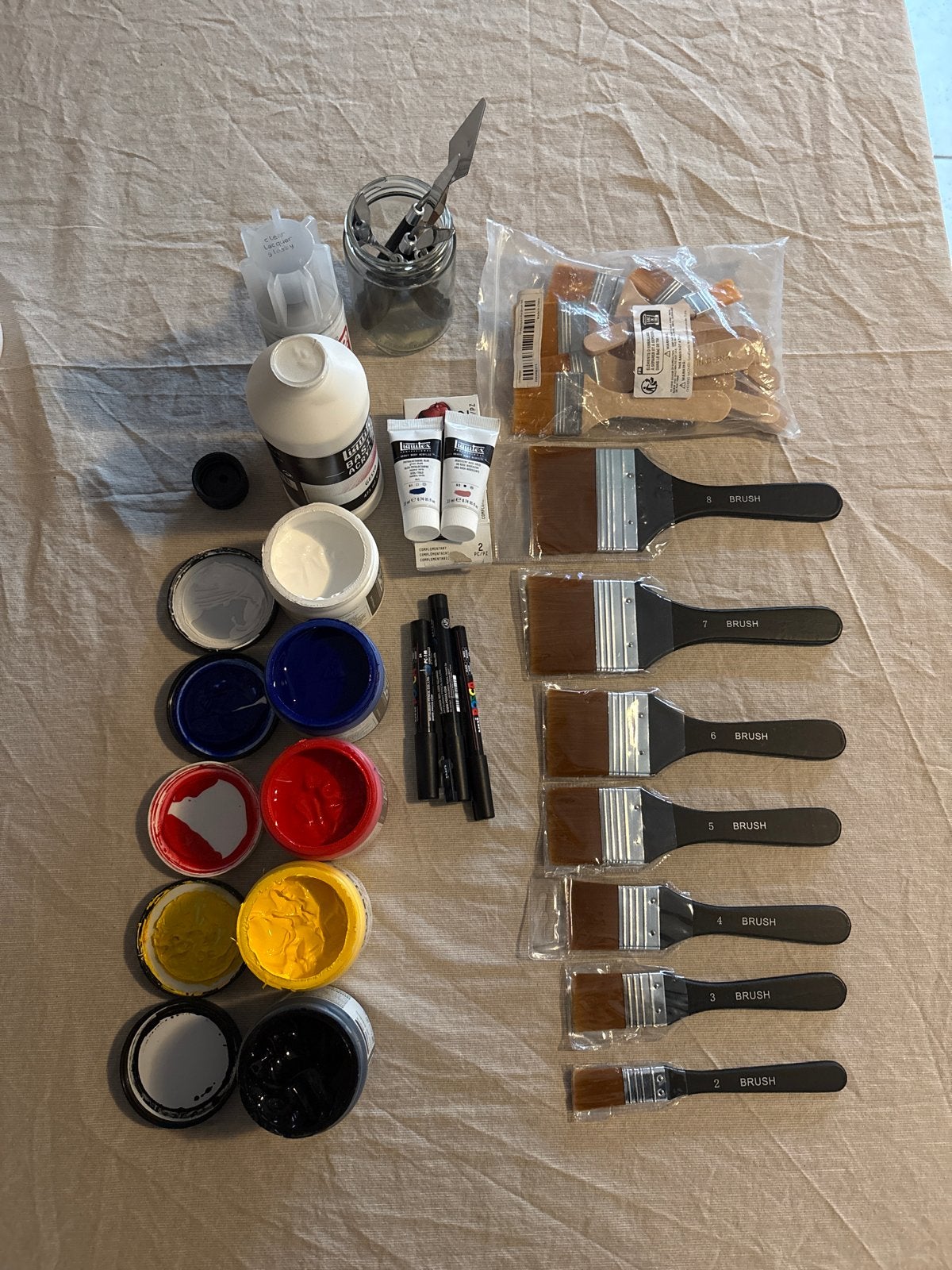 Acrylverf set met kwasten en toebehoren, Ophalen of Verzenden, Gebruikt, Acrylverf
