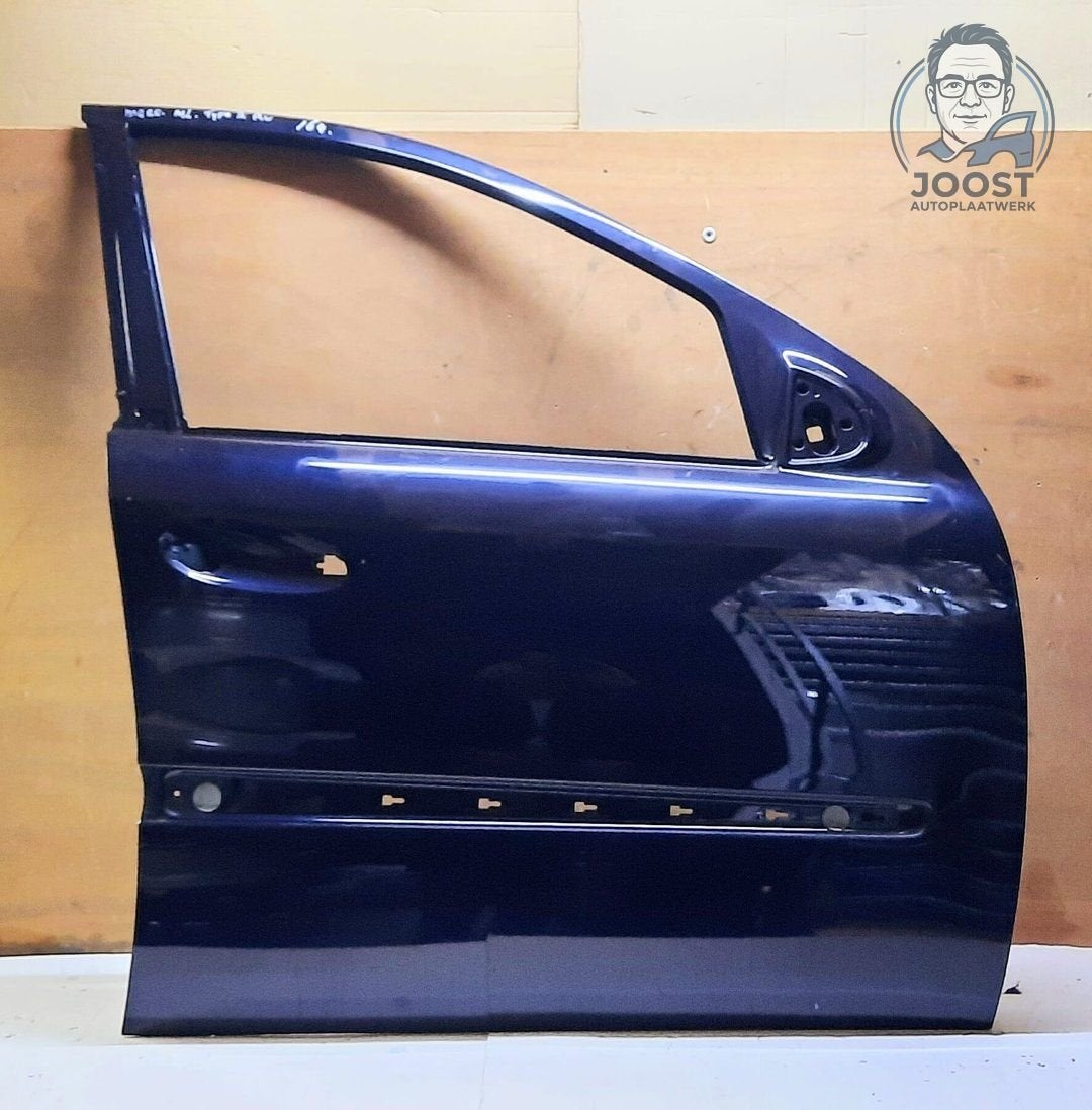 Portier deur rechtsvoor Mercedes ML W164 2005-2011, Auto-onderdelen, Gebruikt, -, Deur, Ophalen of Verzenden