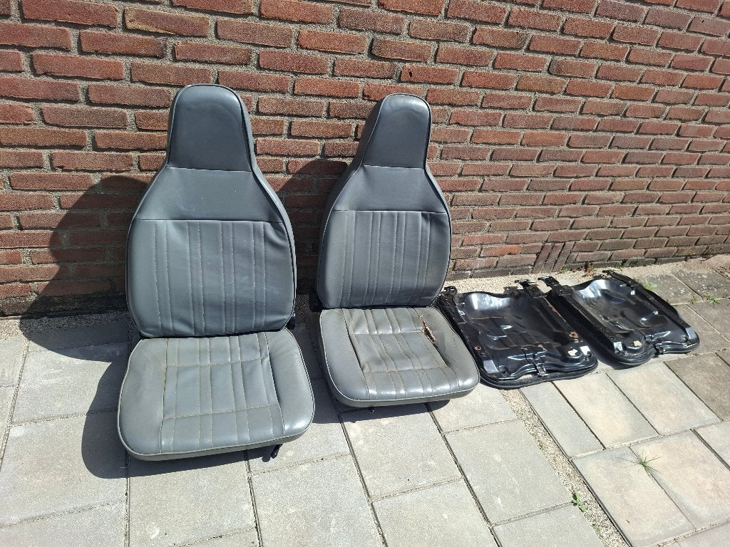 Daihatsu Hijet, 2 stoelen met bodemplaten, Auto-onderdelen, Ophalen, Gebruikt, Daihatsu