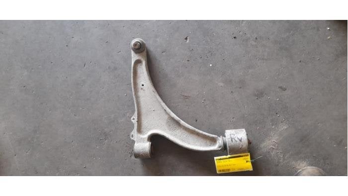 Draagarm rechts-voor van een Chevrolet Malibu, Gebruikt, -, Ophalen of Verzenden, -
