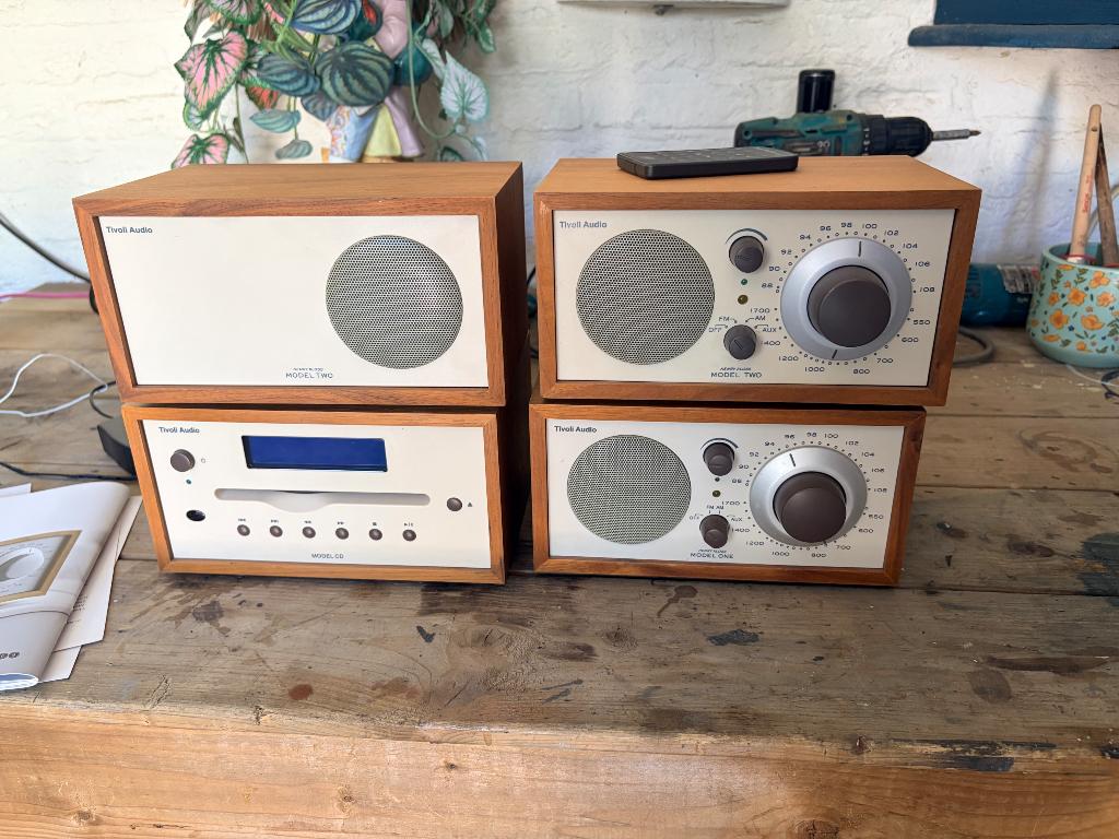Tivoli radio en cd speler, Ophalen of Verzenden, Zo goed als nieuw, Radio, Met cd-speler