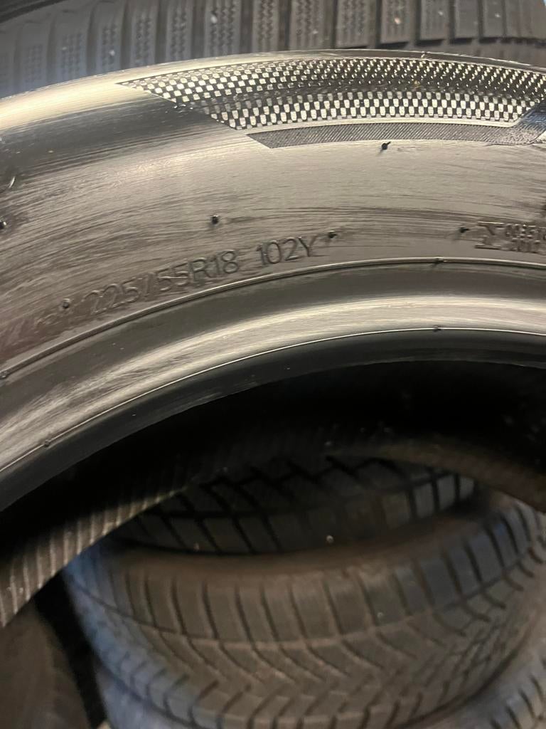 2x 225/55R18 Hankook Zomerbanden, Auto-onderdelen, Banden en Velgen, Ophalen, 18 inch, Gebruikt, Hankook
