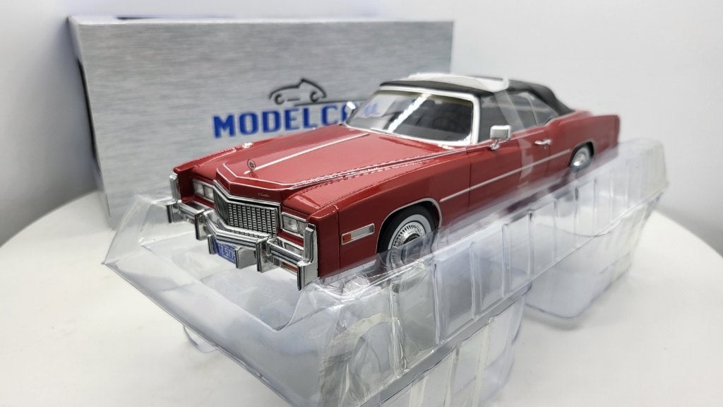 Cadillac Eldorado Convertible, Rood metallic, 1976, Hobby en Vrije tijd, Modelauto's | 1:18, Overige merken, Overig merken, Auto