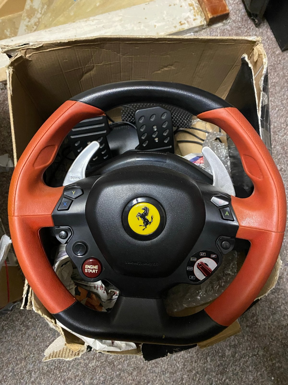 Thrustmaster Ferrari 458 Spider Racing Wheel, Spelcomputers en Games, Ophalen, Racestuur, Gebruikt, Xbox