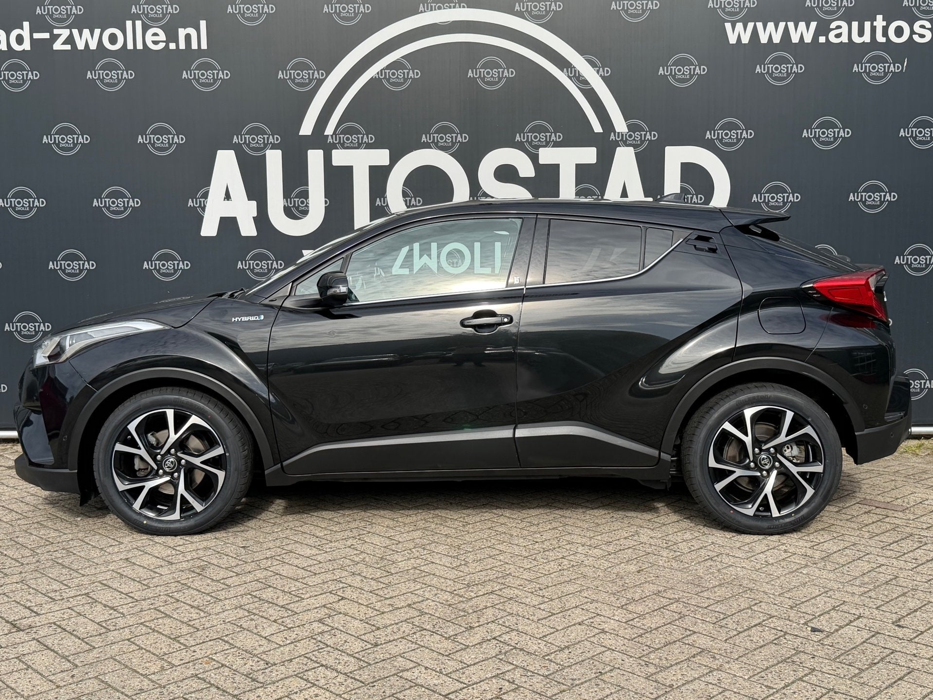 Toyota C-HR 1.8 Hybrid Active Automaat / NL-Auto / 2e Eigena, Auto's, Dealer onderhouden, Stof, 725 kg, 4 cilinders
