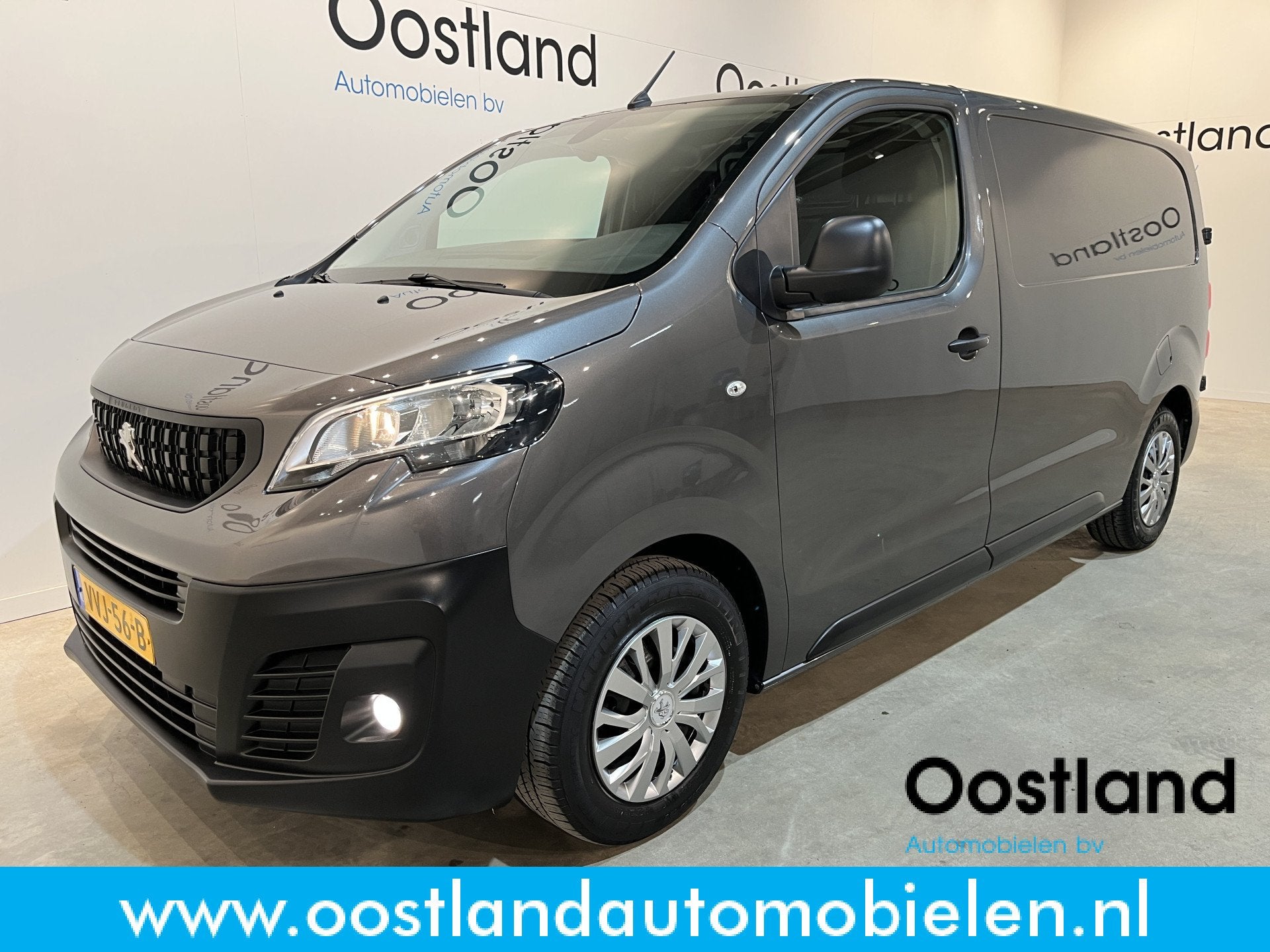 Peugeot Expert 1.5 HDI L2 / Euro 6 / Airco / CarPlay / Cruis, Auto's, Voorwielaandrijving, Gebruikt, 4 cilinders, Bedrijf