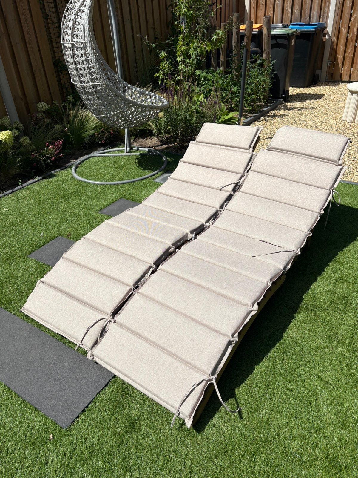 2 ligbedden, Tuin en Terras, Ligbedden, Ophalen, Zo goed als nieuw, Hout