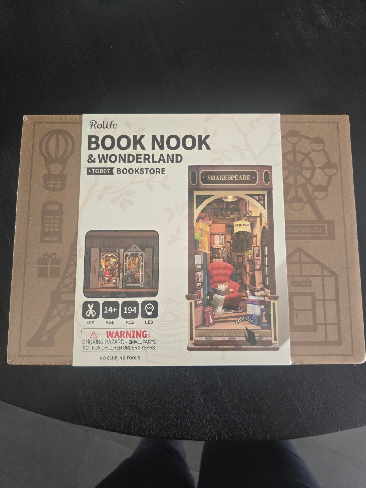 Rolife Book Nook & Wonderland Bookstore DIY Knutselset, Nieuw, Meerkleurig, Overige merken, Knutselset