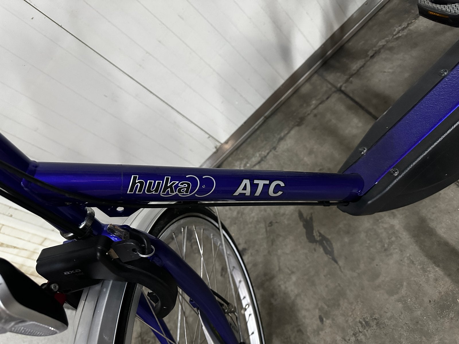 Huka ATC Driewieler - Nette fiets, Ophalen, Gebruikt, Trommelrem