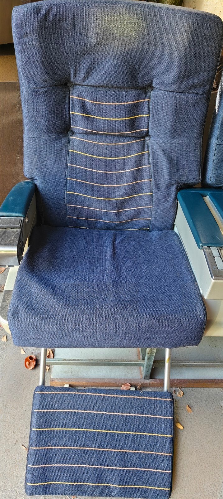 KLM business class stoelen - met uitklaptafeltjes!, Ophalen, Gebruikt, Twee, Blauw