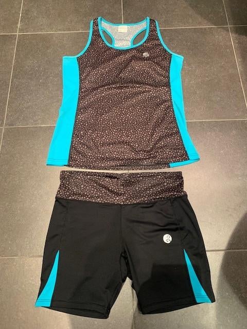 Leontien hardloopsetje maat L / XL, Leontien, Zwart, Maat 46/48 (XL) of groter, Ophalen of Verzenden