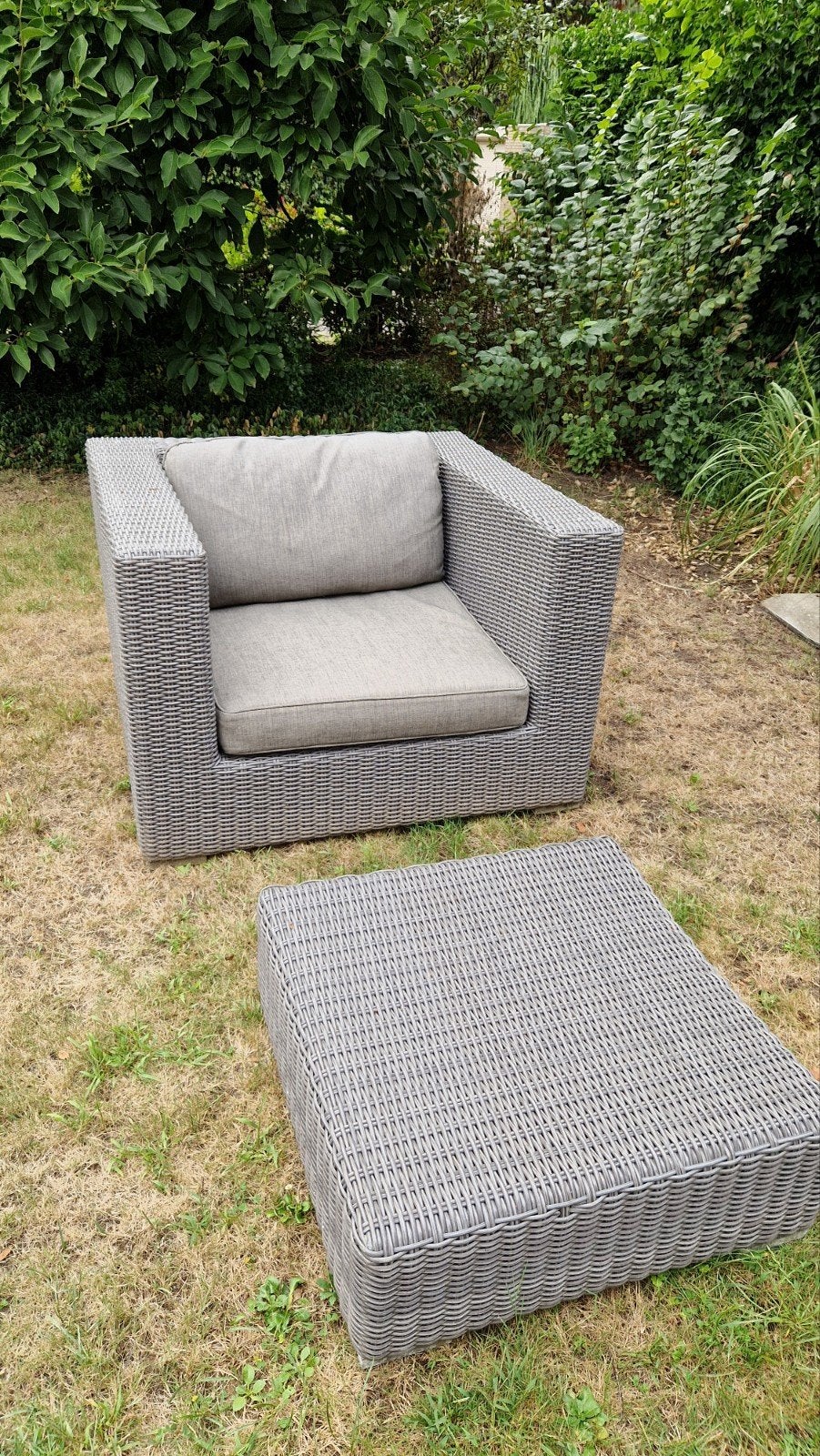 Bellagio Wicker Loungestoel met Hocker - Zo goed als nieuw, Ophalen, Zo goed als nieuw, Wicker, Hocker