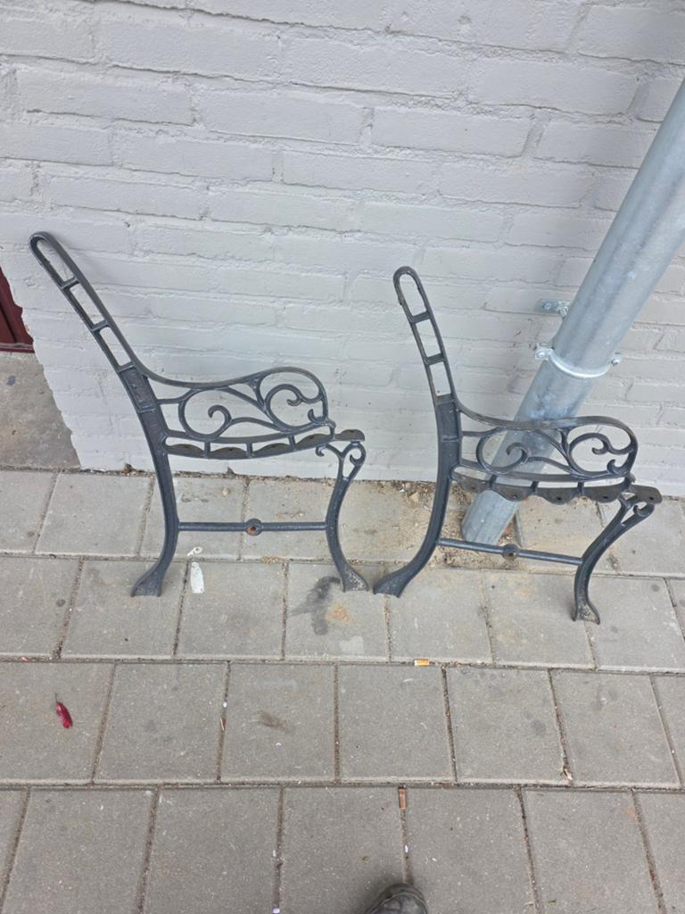 Tuinbankpoten, Tuin en Terras, Tuinbanken, B, N, Ophalen of Verzenden, Zo goed als nieuw