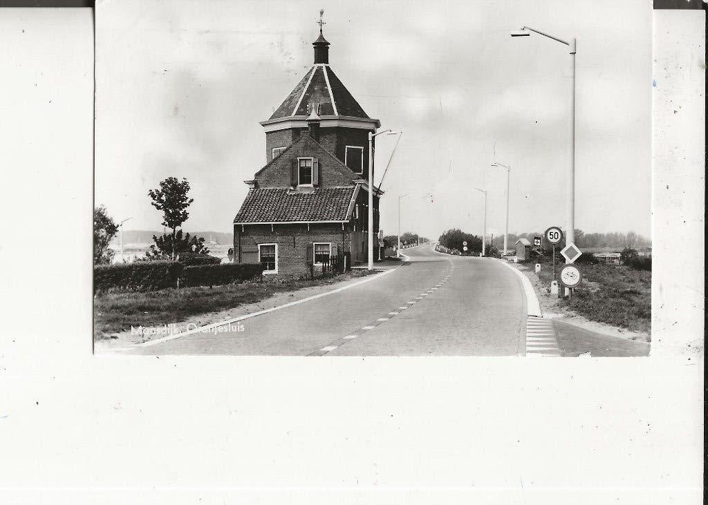 Maasdijk Oranjesluis 15-6-1966, Verzamelen, Ansichtkaarten | Nederland, Ophalen of Verzenden, 1960 tot 1980, Gelopen, Zuid-Holland