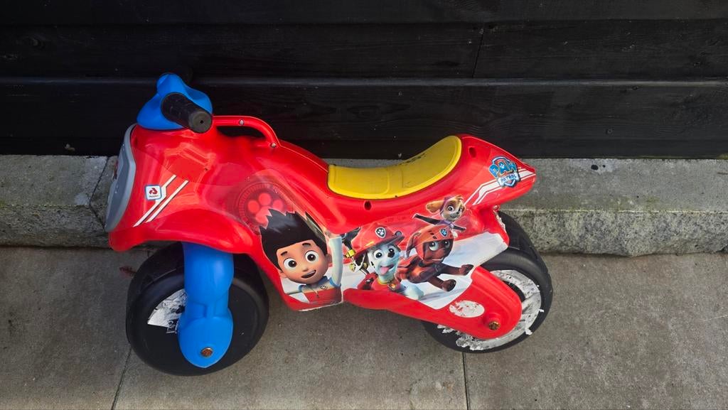 Paw Patrol Loopmotor - Rood met Chase, Marshall en Skye, Ophalen of Verzenden
