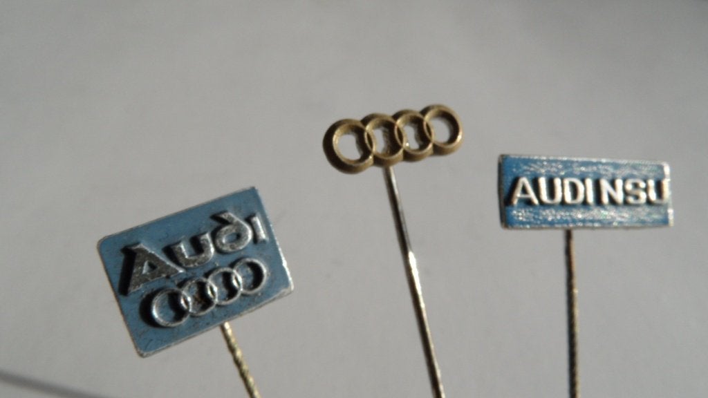 Audi NSU oldtimerauto speldjes 3 x verschillend, Verzenden, Gebruikt, Merk, Speldje of Pin