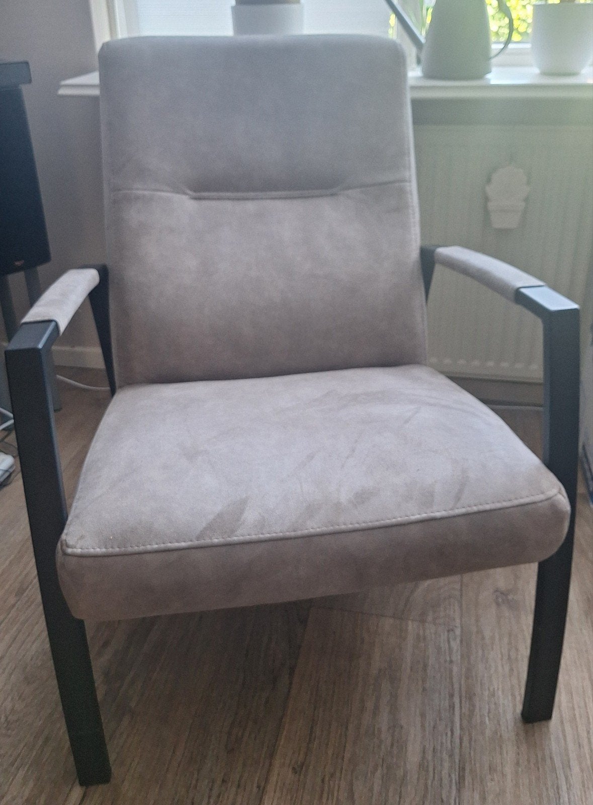 Moderne fauteuils, een met draaivoet, Huis en Inrichting, Ophalen, Minder dan 75 cm, Zo goed als nieuw, Stof