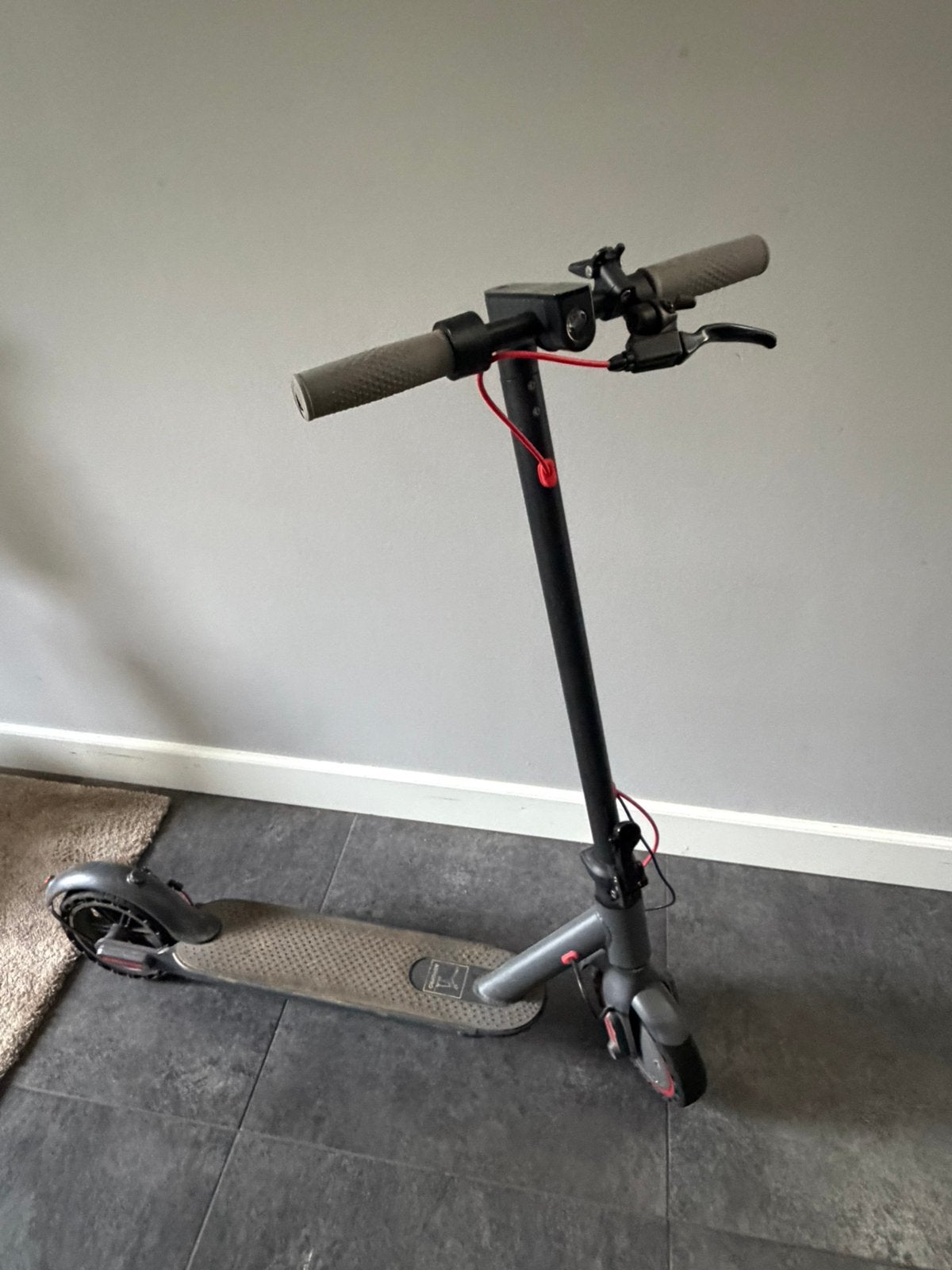 Elektrische step AOVOPRO, Ophalen, Zo goed als nieuw, Elektrische step (E-scooter)