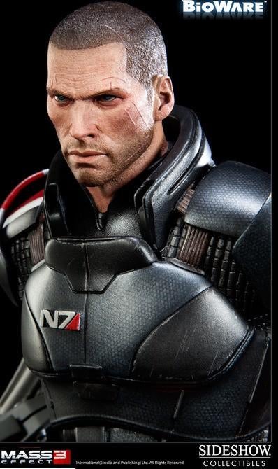 Sideshow Mass Effect Commander Shepard Premium Format Reg., Verzamelen, Film en Tv, Zo goed als nieuw, Beeldje, Replica of Model