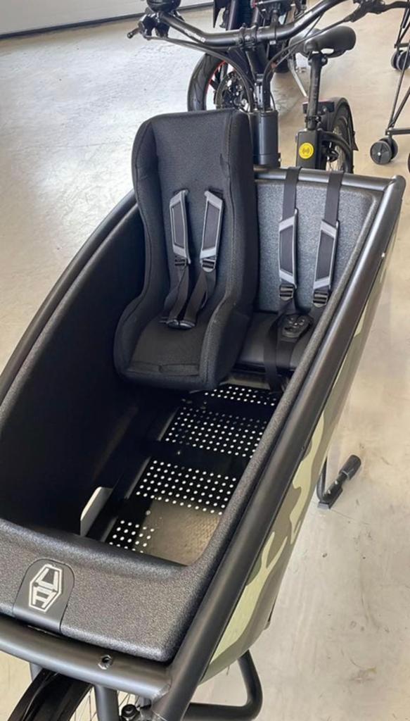 Peuterschaal voor Lovens bakfiets, Ophalen, Zo goed als nieuw, 1 kind