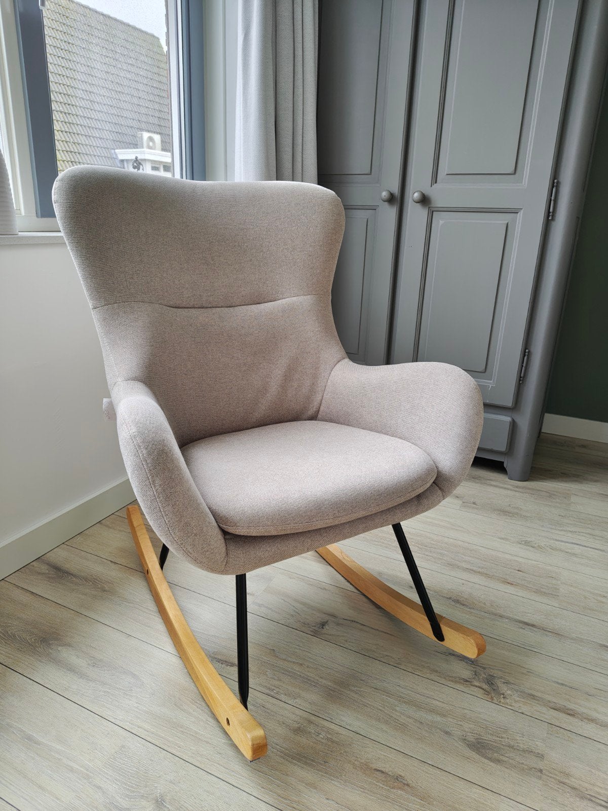 Quax Schommelstoel Grijs - Zo goed als nieuw, Huis en Inrichting, Ophalen, Zo goed als nieuw, Modern, Comfortabel, Hout