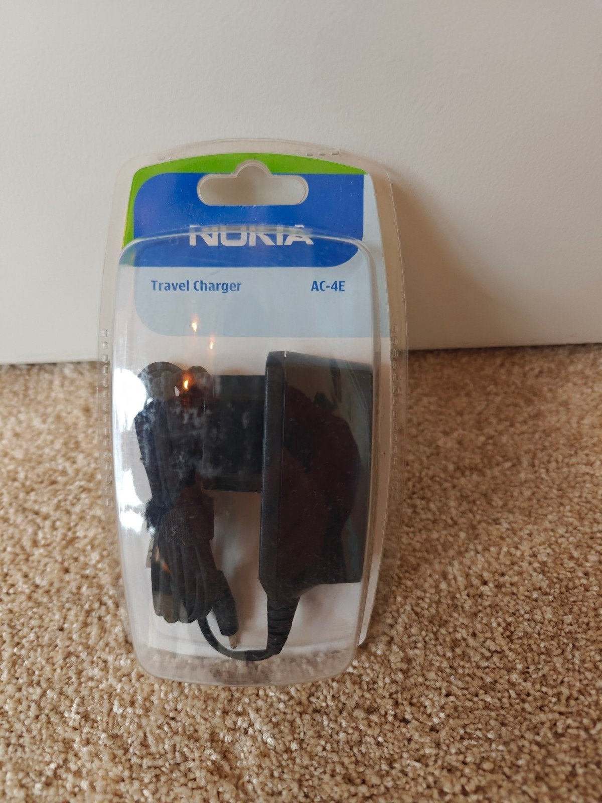 Nokia Travel Charger AC-4E - Nieuw in verpakking, Telecommunicatie, Adapter, Ophalen of Verzenden, Nokia, Nieuw