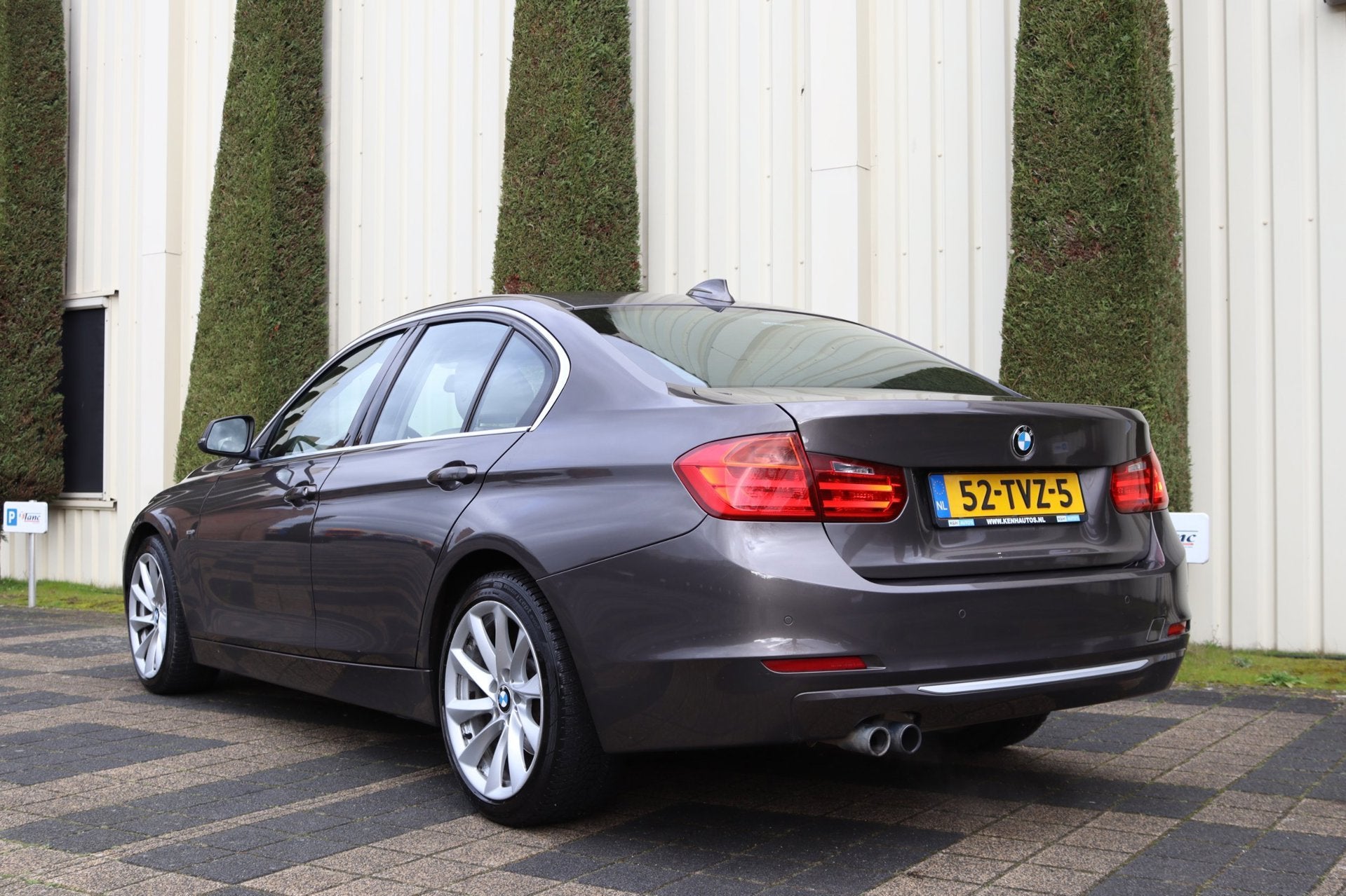 BMW 3-serie 328i High Executive AUTOMAAT, LEDER, NAVI, ECC,, Auto's, Automaat, Achterwielaandrijving, Gebruikt, Beige