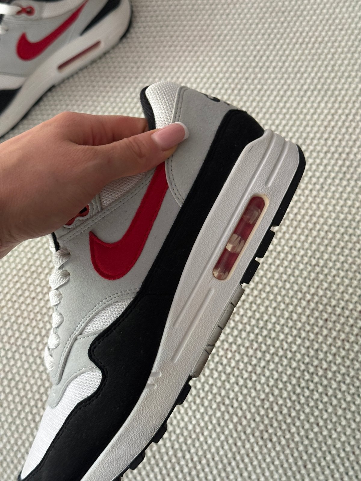 Nike Air Max 1 - Maat 41 - Zo goed als nieuw, Ophalen of Verzenden, Zo goed als nieuw, Wit, Sneakers of Gympen