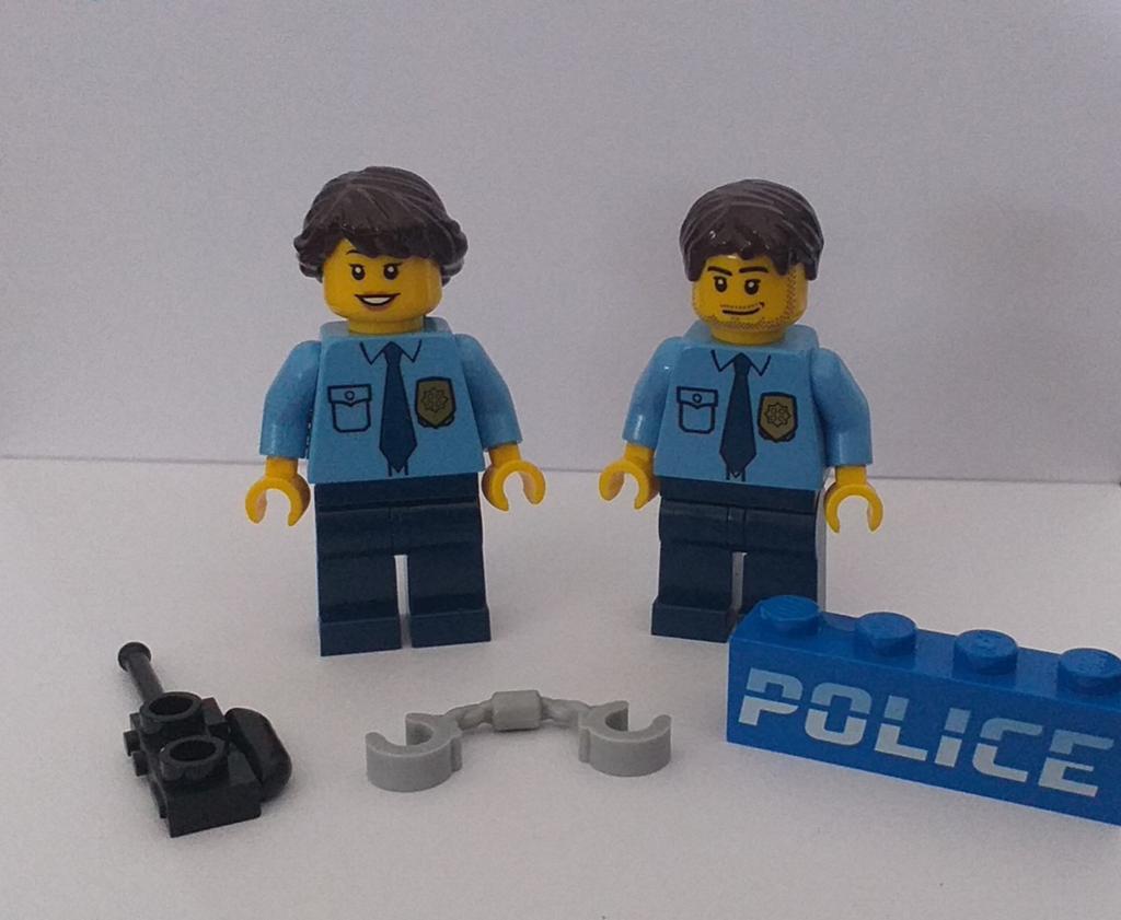 Set van 2 NIEUWE lego city poppetjes figs POLITIE AGENTEN, City, Inclusief extra onderdelen, Lego, Nieuw