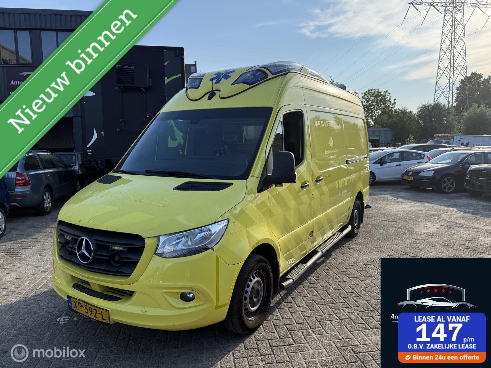 Mercedes Sprinter 219 CDI Ambulance Ziekenauto Motor Stuk, 3348 kg, Gebruikt, 2000 kg, 4 stoelen