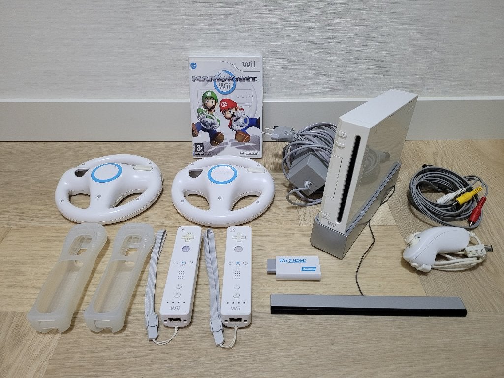 Complete Nintendo Wii met Mario Kart, Spelcomputers en Games, Spelcomputers | Nintendo Wii, Gebruikt, Met 2 controllers, Met games