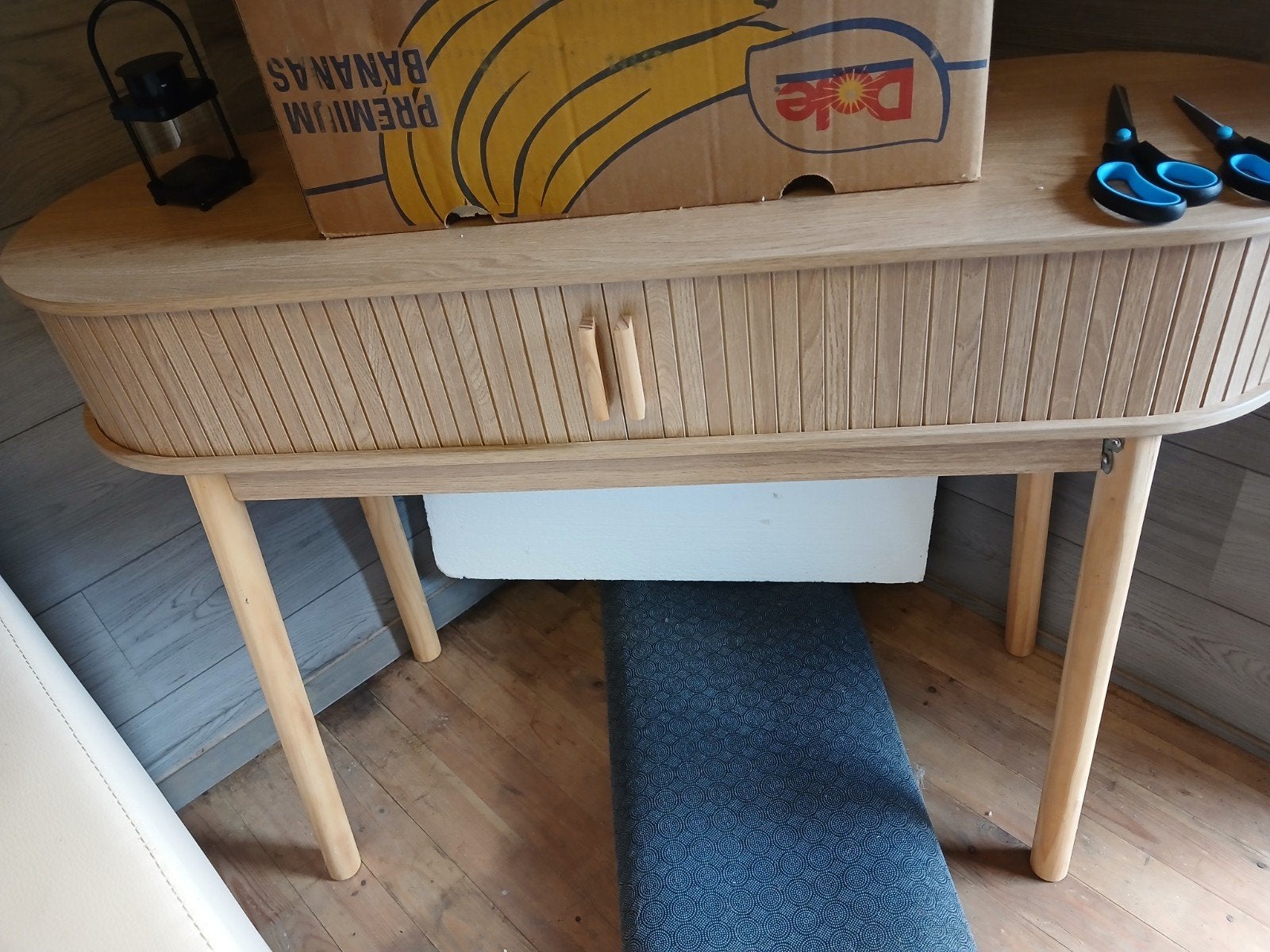 Sidetable van Action
