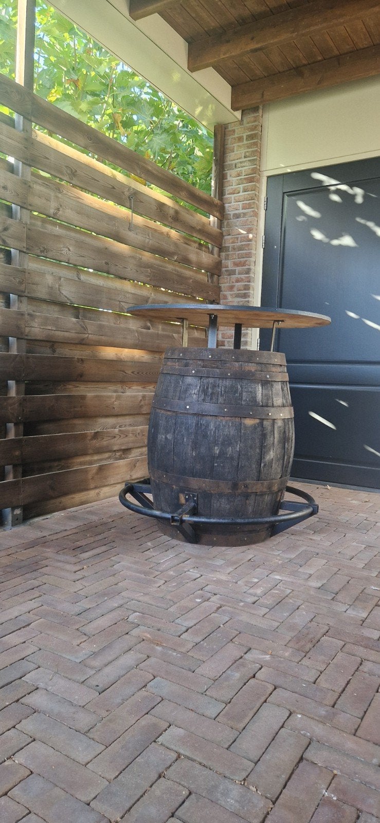 Bartafel van Wijnvat met houten Blad, Huis en Inrichting, Ophalen, Gebruikt