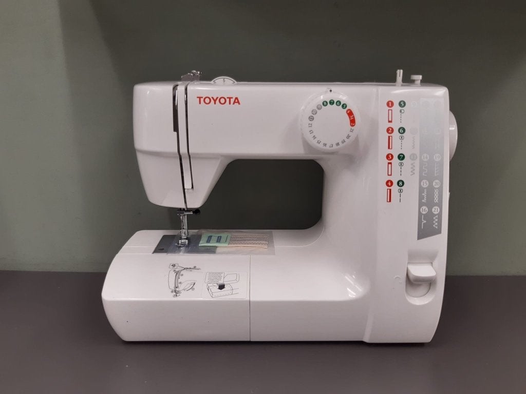 Toyota FS21R, Ophalen of Verzenden, Zo goed als nieuw, Naaimachine, Overige merken