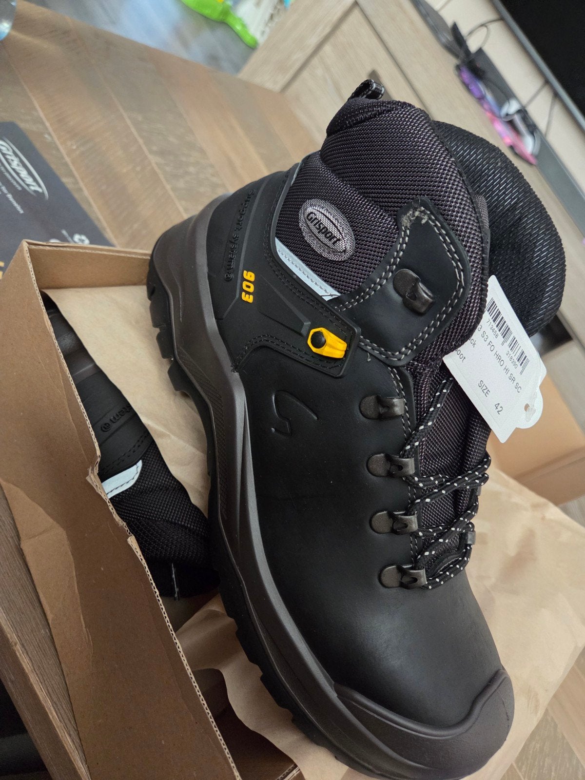 Grisport S3 Veiligheidsschoenen Maat 42 - Nieuw in doos, Kleding | Heren, Schoenen, Nieuw, Werkschoenen, Zwart, Ophalen