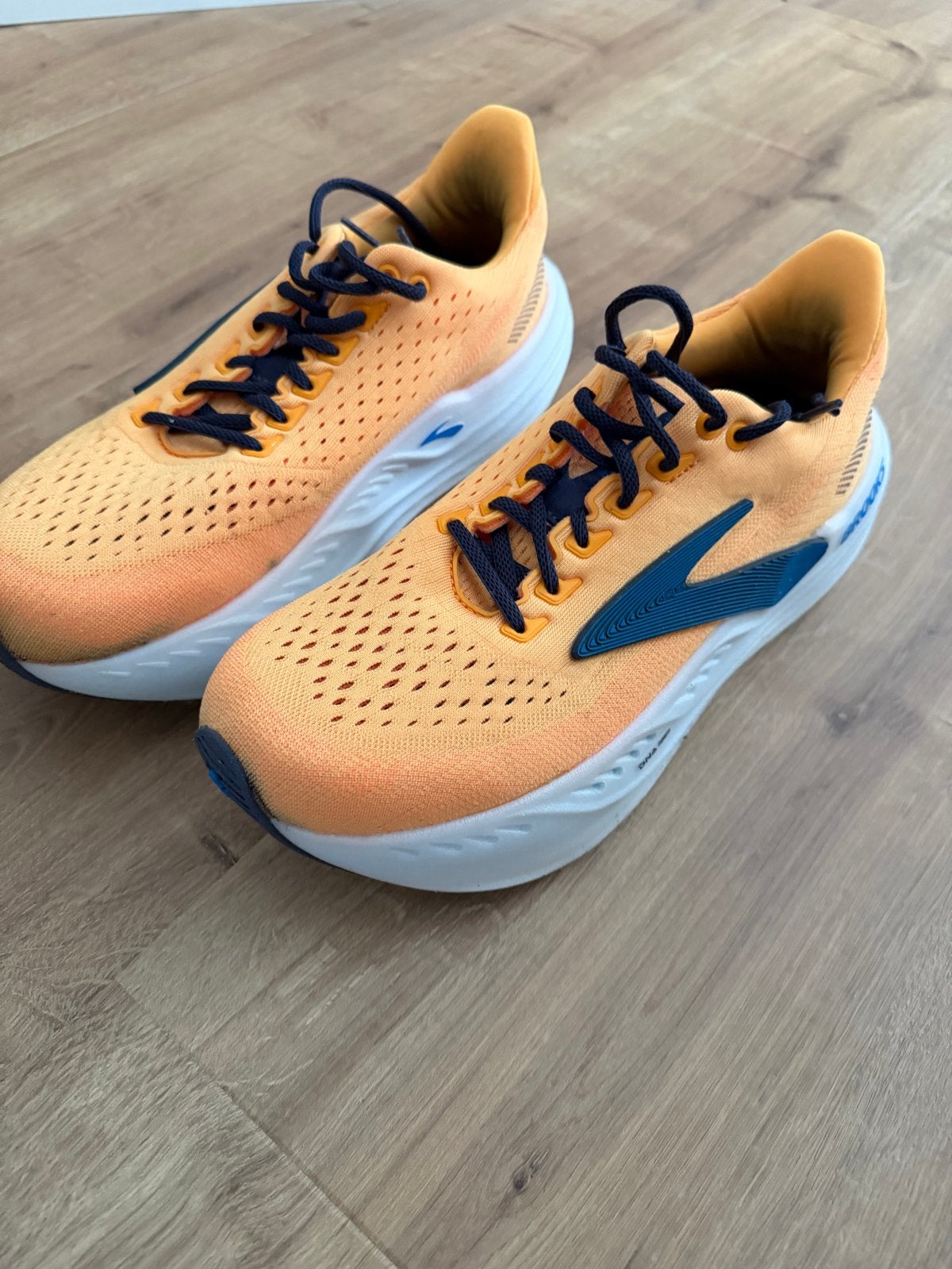 Brooks Glycerin Max Hardloopschoenen - Maat 44 - 20km oud, Ophalen of Verzenden, Zo goed als nieuw, Hardlopen, Hardloopschoenen