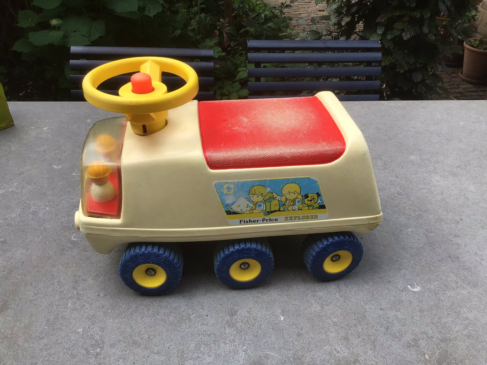 Fisher Price vintage loopauto Explorer + 2 werkmannen gebrui, Ophalen of Verzenden, Gebruikt