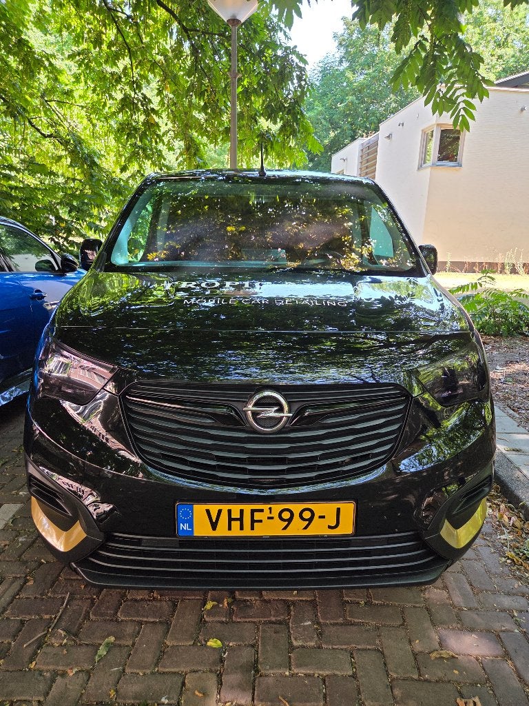 Opel Combo 2020 | Veel extra’s | Nieuwe velgen & banden, Auto's, Voorwielaandrijving, 4 cilinders, Overige bekleding, Zwart