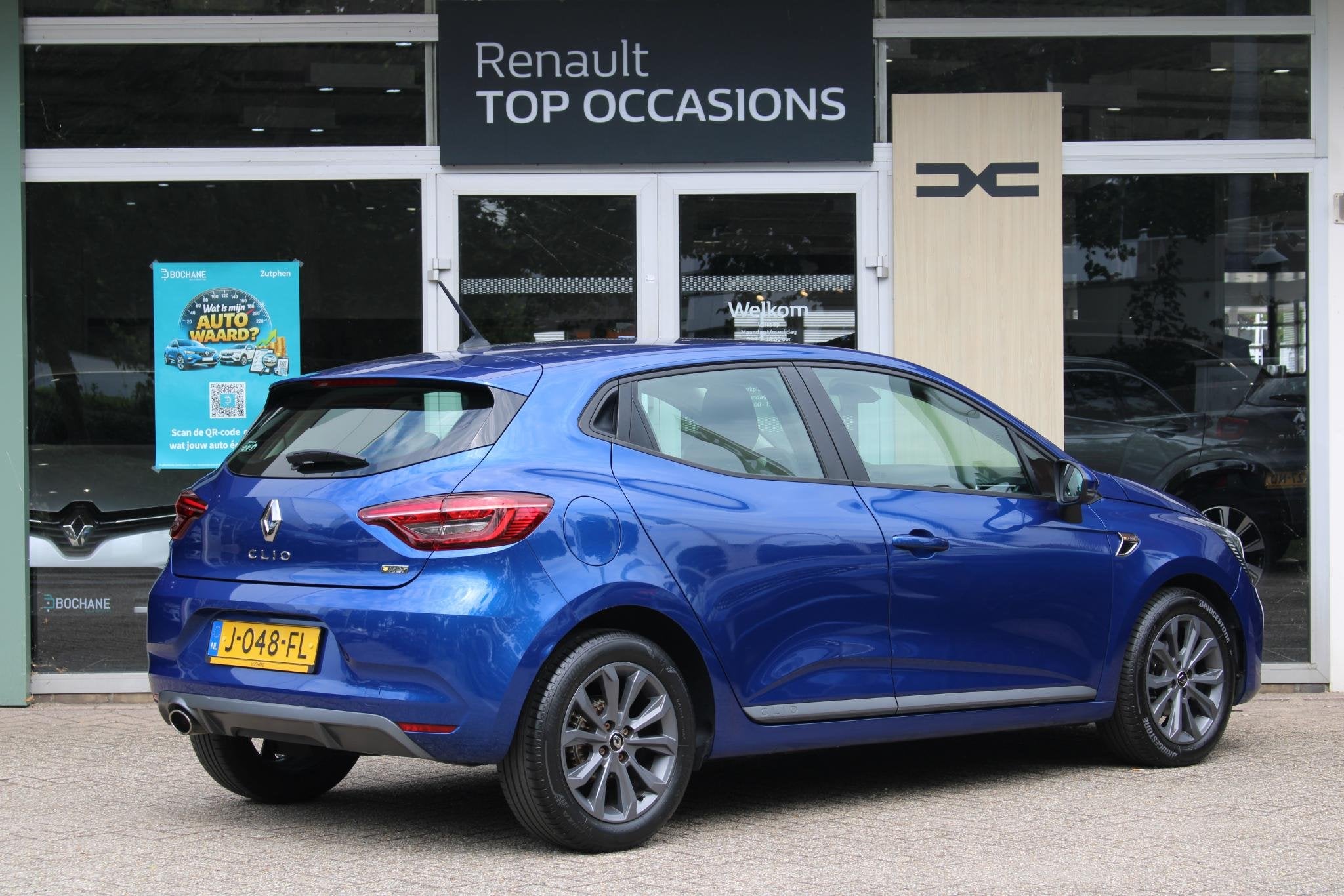 Renault Clio 1.0 TCe R.S. Line | Cruise Control | Navigatie, Auto's, Gebruikt, 580 kg, Met garantie (alle), Blauw