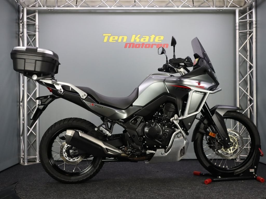 Honda XL 750 Transalp, Bedrijf, Toermotor
