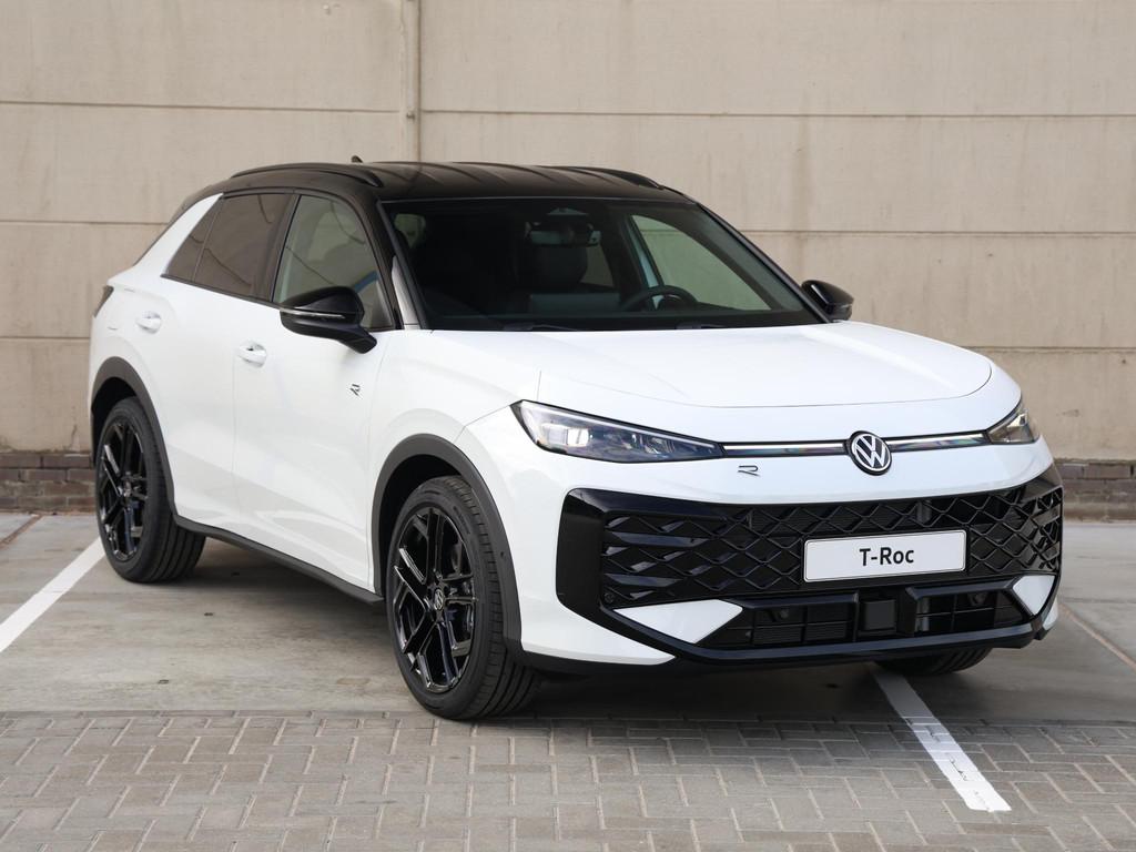 Volkswagen T-Roc R-Line First Edition 1.5 eTSI 150 PK | Blac, 1374 kg, Stof, 1498 cc, 4 cilinders