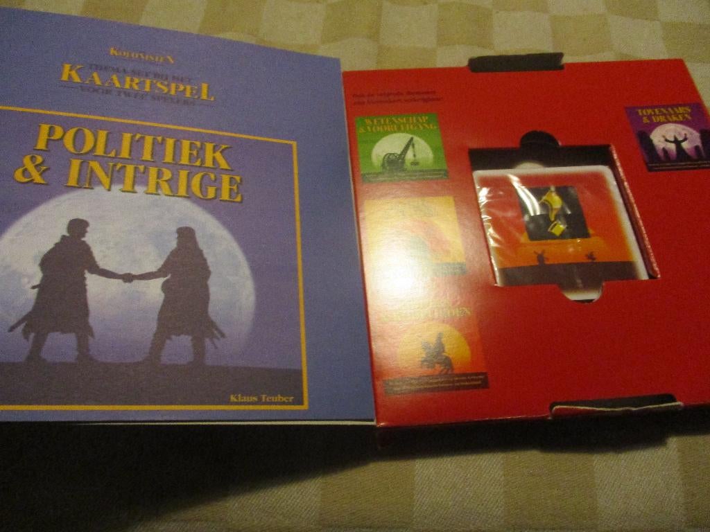 kaartspel kaartjes in seal Catan Politiek en Intrige 999, Hobby en Vrije tijd, Gezelschapsspellen | Kaartspellen, Een of twee spelers